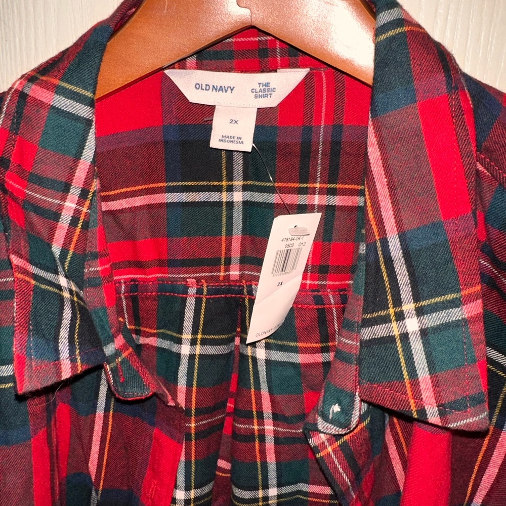 NWT plaid button down - Picture 3 of 3